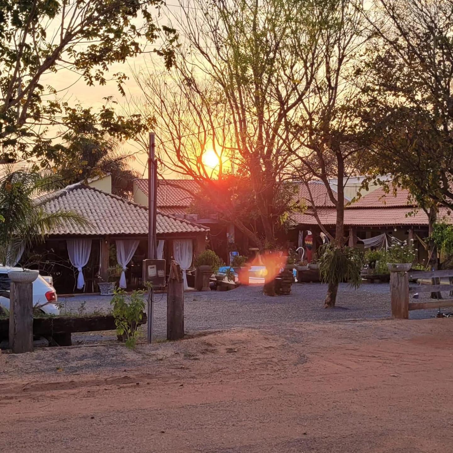 Pousada Cantinho De Casa Nobres Eksteriør bilde